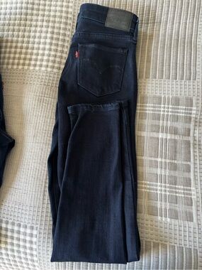 Levi's Women's Black Skinny Jeans